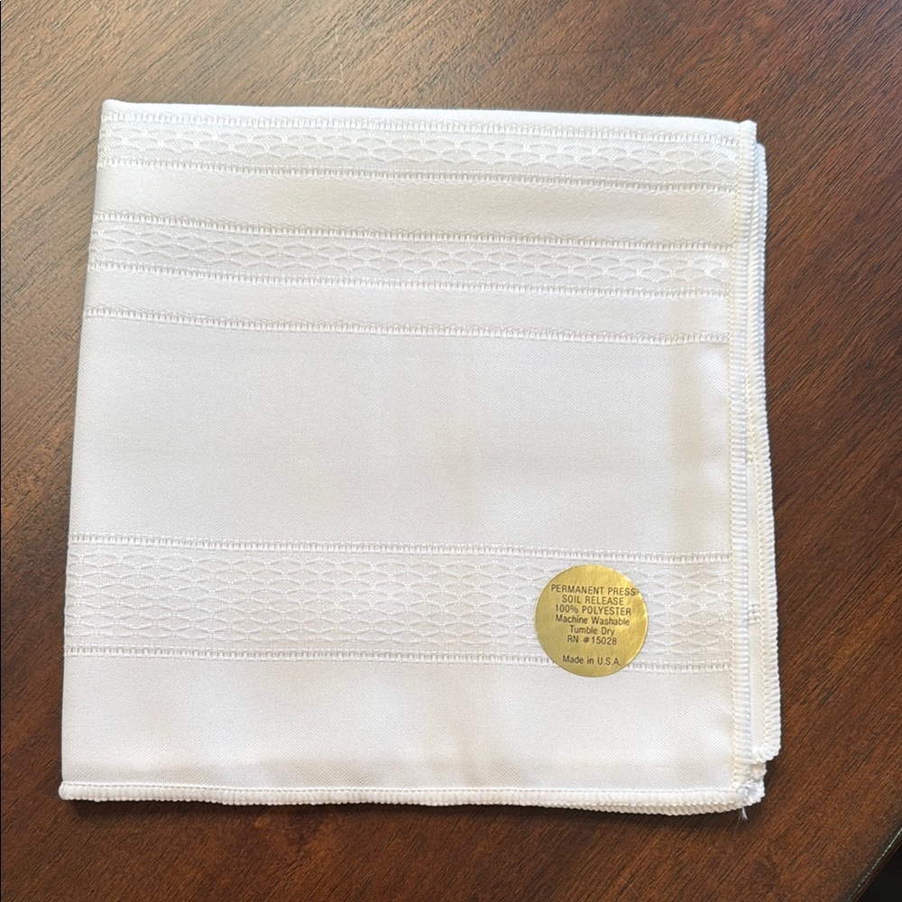 Elegant White Polyester Napkins set of 8